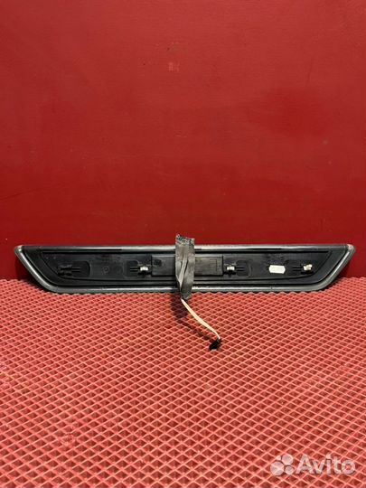 Накладка на порог салона передняя левая Bmw