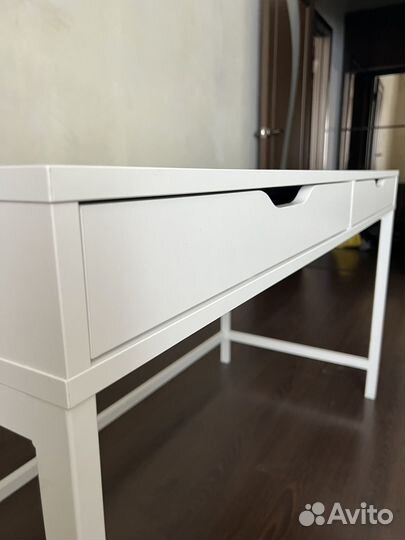 Стол IKEA alex