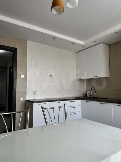 2-к. квартира, 71,8 м², 15/16 эт.