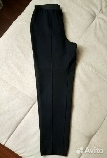 Школьная форма для девочки (размеры 146-152)