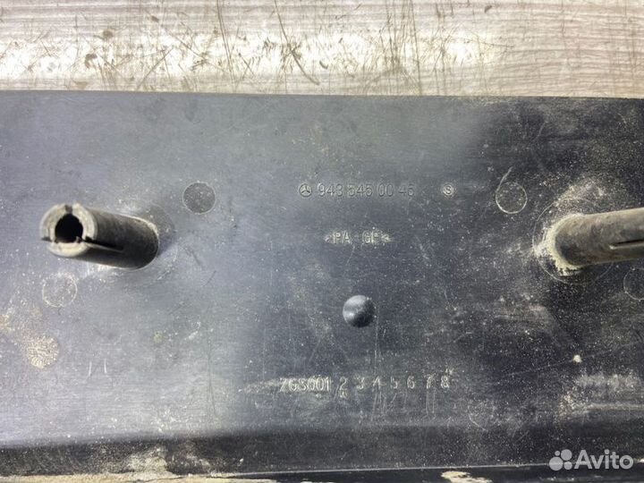 Крышка Mercedes-Benz Actros