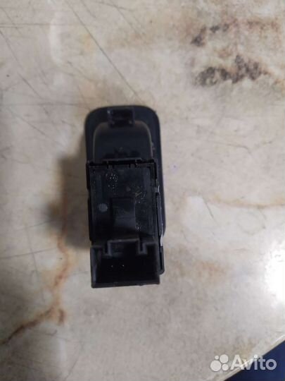 Кнопка стеклоподъемника volkswagen polo 5
