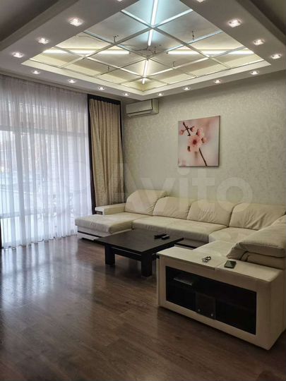 Дом 417,5 м² на участке 5 сот.