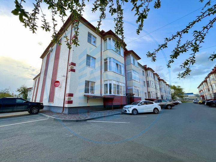 2-к. квартира, 62,3 м², 1/3 эт.