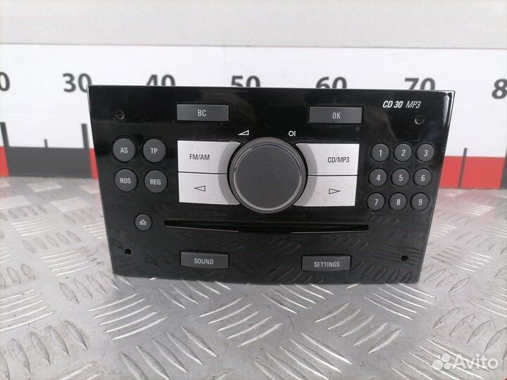 Магнитола для Opel Astra H 13464826