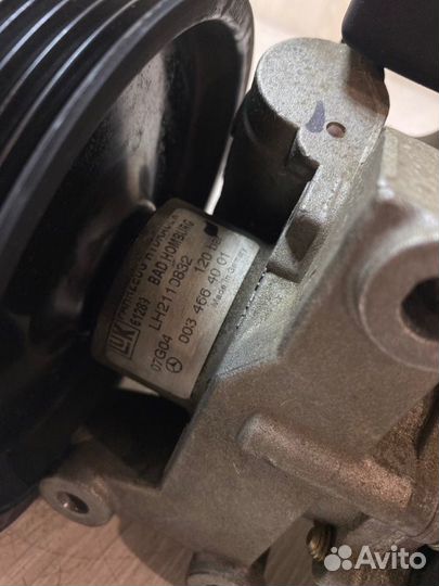 Насос гидроусилителя руля Mercedes Benz C200 W203