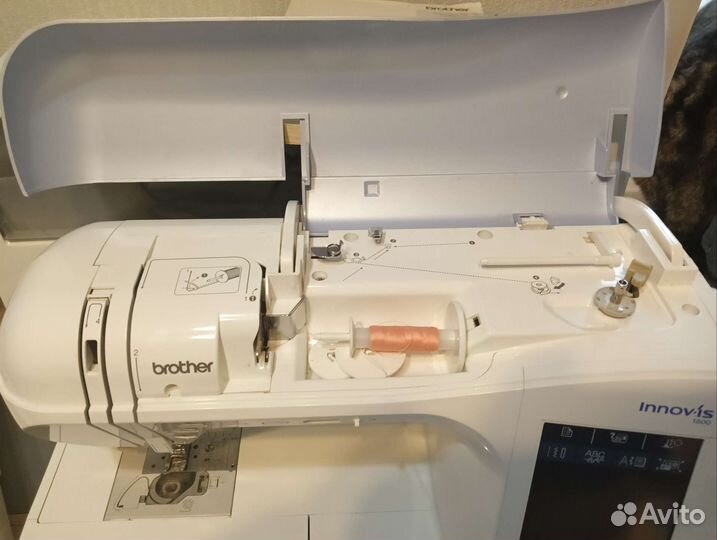 Швейно вышивальная машина Brother Innov is 1500