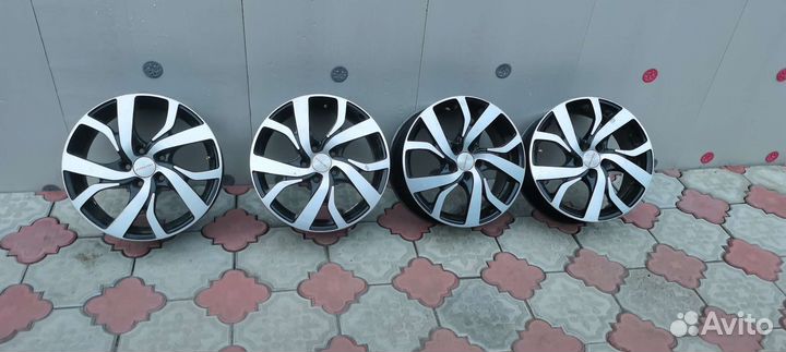 Диски Палермо 6.5/16 5x114.3 ET45 d60.1 алмаз чёрн