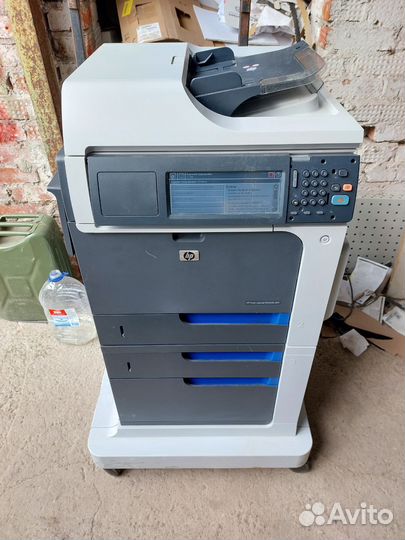 Цветной лазерный принтер hp cm4540