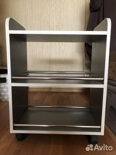 Полка передвижная на колесиках