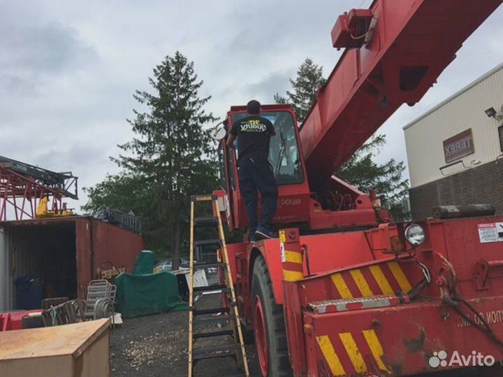 Стекло дверное левое верхнее форточка Sumitomu