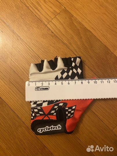 Велосипедные перчатки