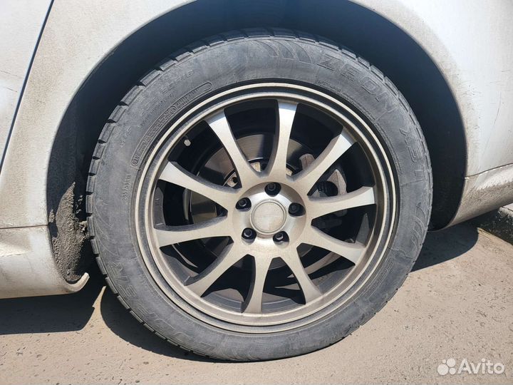 Продам литье с шинами