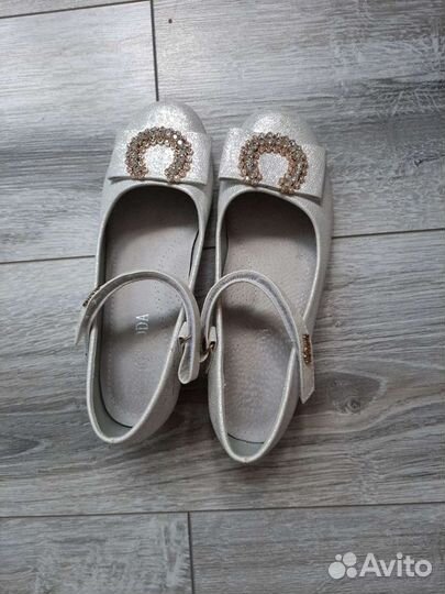 Туфли для девочки