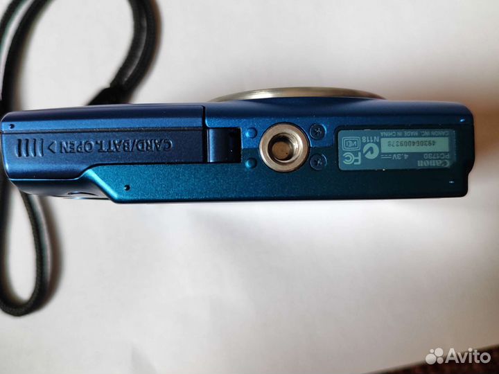 Компактный фотоаппарат canon