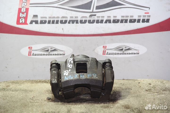 Суппорт перед право c Toyota Raum NCZ20 1NZ-FE