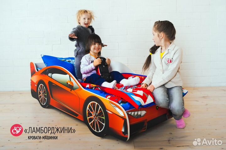 Кровать машина