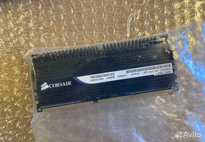 Оперативная память Corsair Dominator 6Gb (3*2Gb)