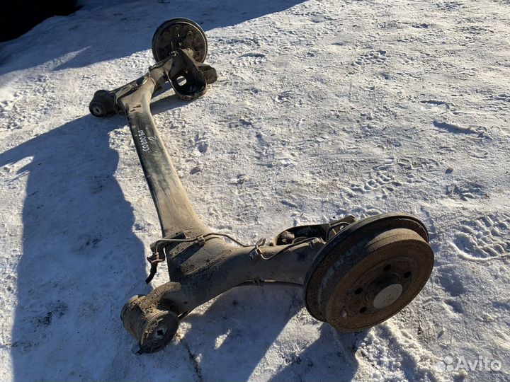 Балка задняя Шкода Фабия 1