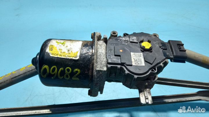 Трапеция стеклоочистителей для Renault Logan 2