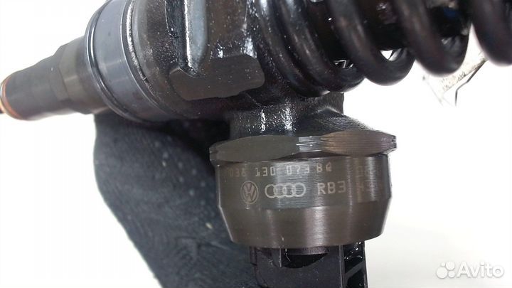 Форсунка топливная Skoda SuperB, 2008