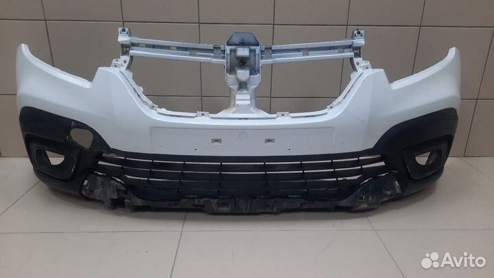 Бампер передний Renault Logan