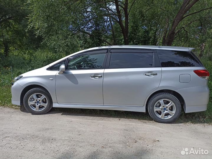 Toyota Wish 1.8 CVT, 2010, 150 000 км