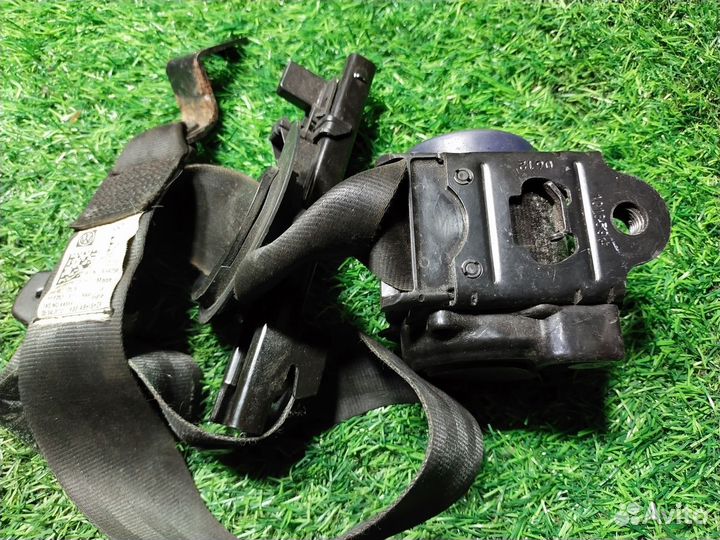 Ремень безопасности Volkswagen Polo (Mk5) V