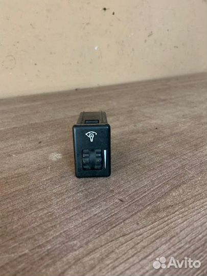 Кнопка освещения панели приборов accent 1