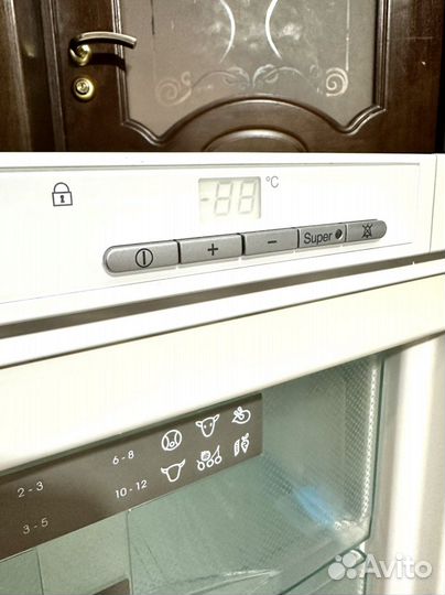 Miele,морозильная камера под столешницу