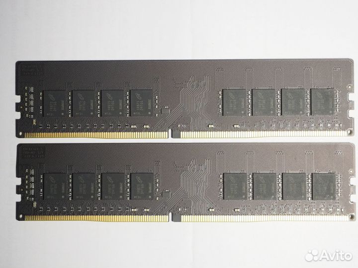 Пара модулей на 16GB - Netac Basic 8GB DDR4 2666MH