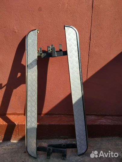 Пороги-подножки для Нивы Шевроле