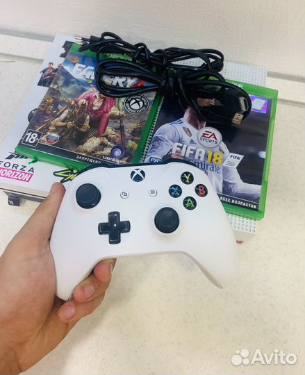 Xbox one s 1tb с играми