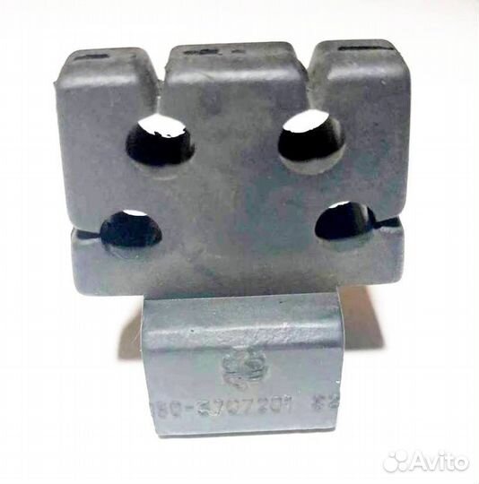 Держатель высоковольтных проводов