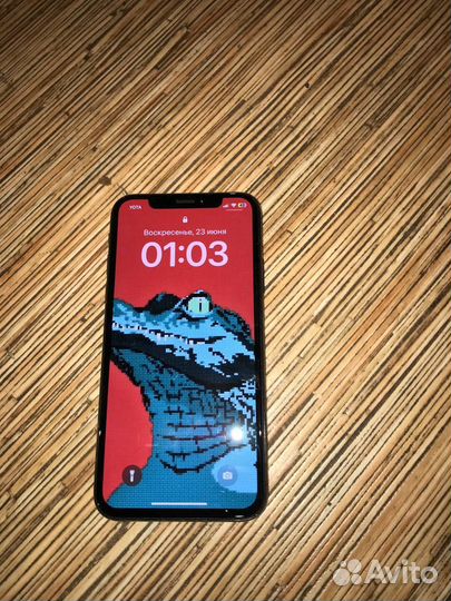 iPhone X, 64 ГБ