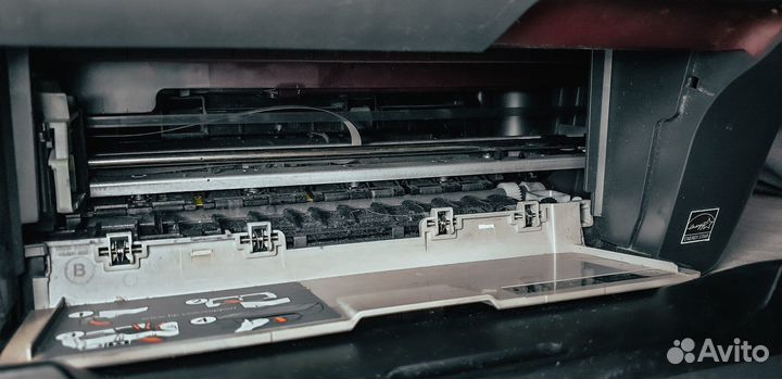 Мфу HP Deskjet 1050A на детали