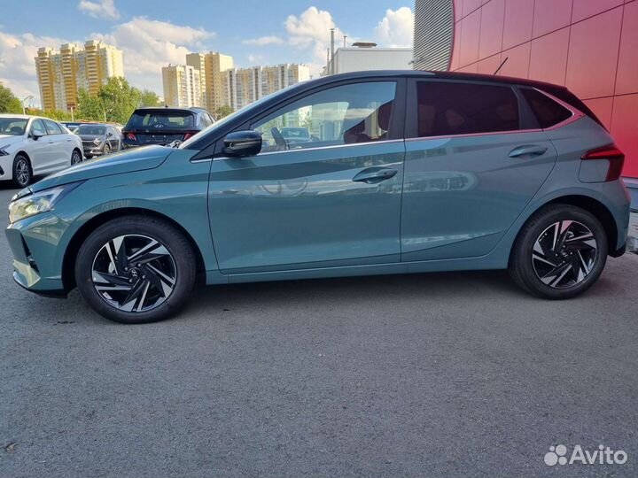 Hyundai i20 1.4 AT, 2023, 18 км