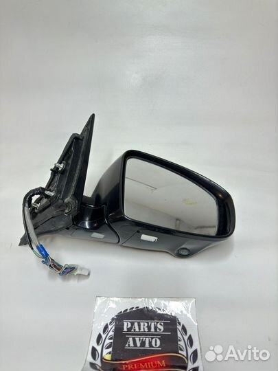 Правое зеркало Infiniti QX70 S51 FX с камерой