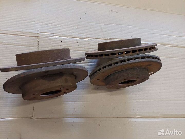 Тормозные диски Nissan Primera P11 1995-2001