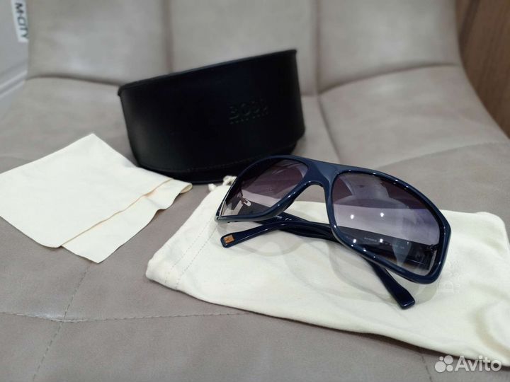 Солнцезащитные очки hugo boss