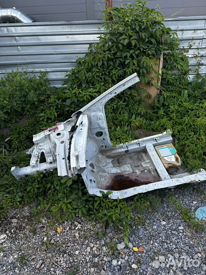 Правая четветветь hyundai solaris 2