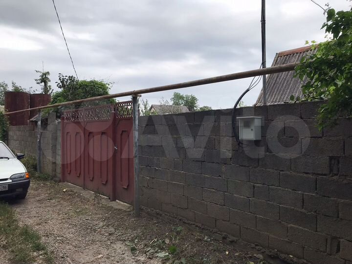 Дом 22,3 м² на участке 6 сот.