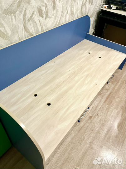 Кровать подростковая с ящиками