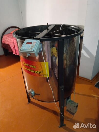 Медогонка грановского автомат 4х рамочная