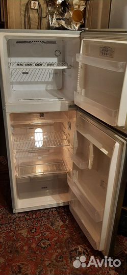 Холодильник Samsung,No frost
