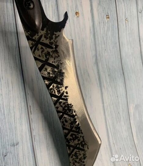 Крутой мощный красивый Нож Коршун
