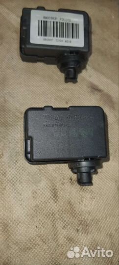 Моторчик фары xenon (сервопривод отражателя) volvo