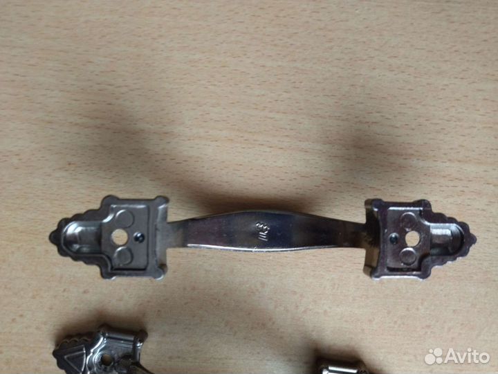 Ручка мебельная