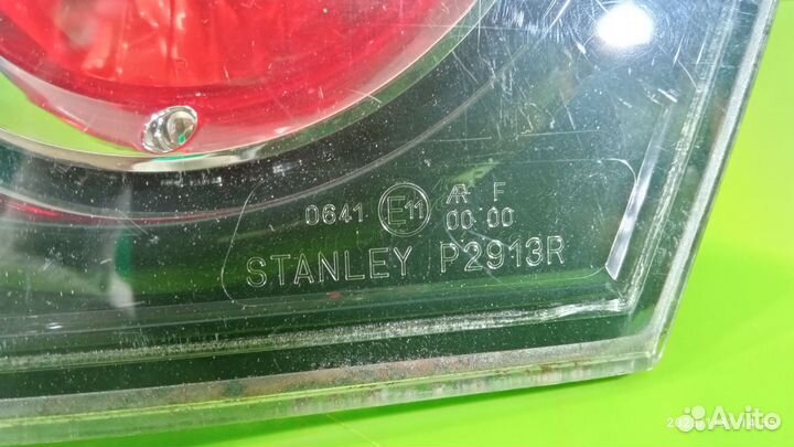 Фонарь внутренний правый для Mazda 3 2003-2009