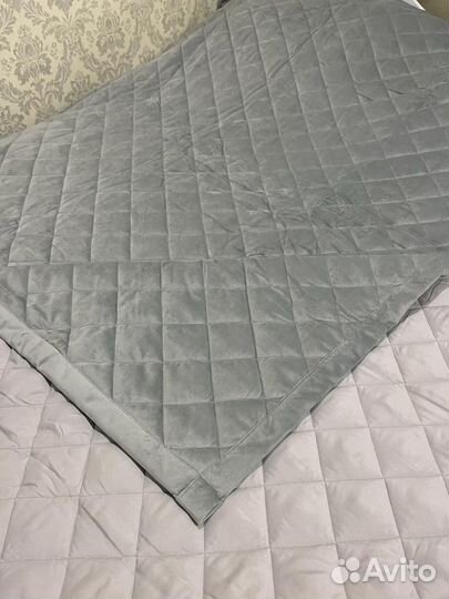 Покрывало на кровать 220х240. новое